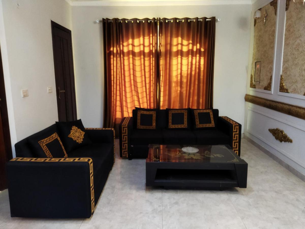 شقة Furnished Private Ground Floor - Pasha House لاهور المظهر الخارجي الصورة